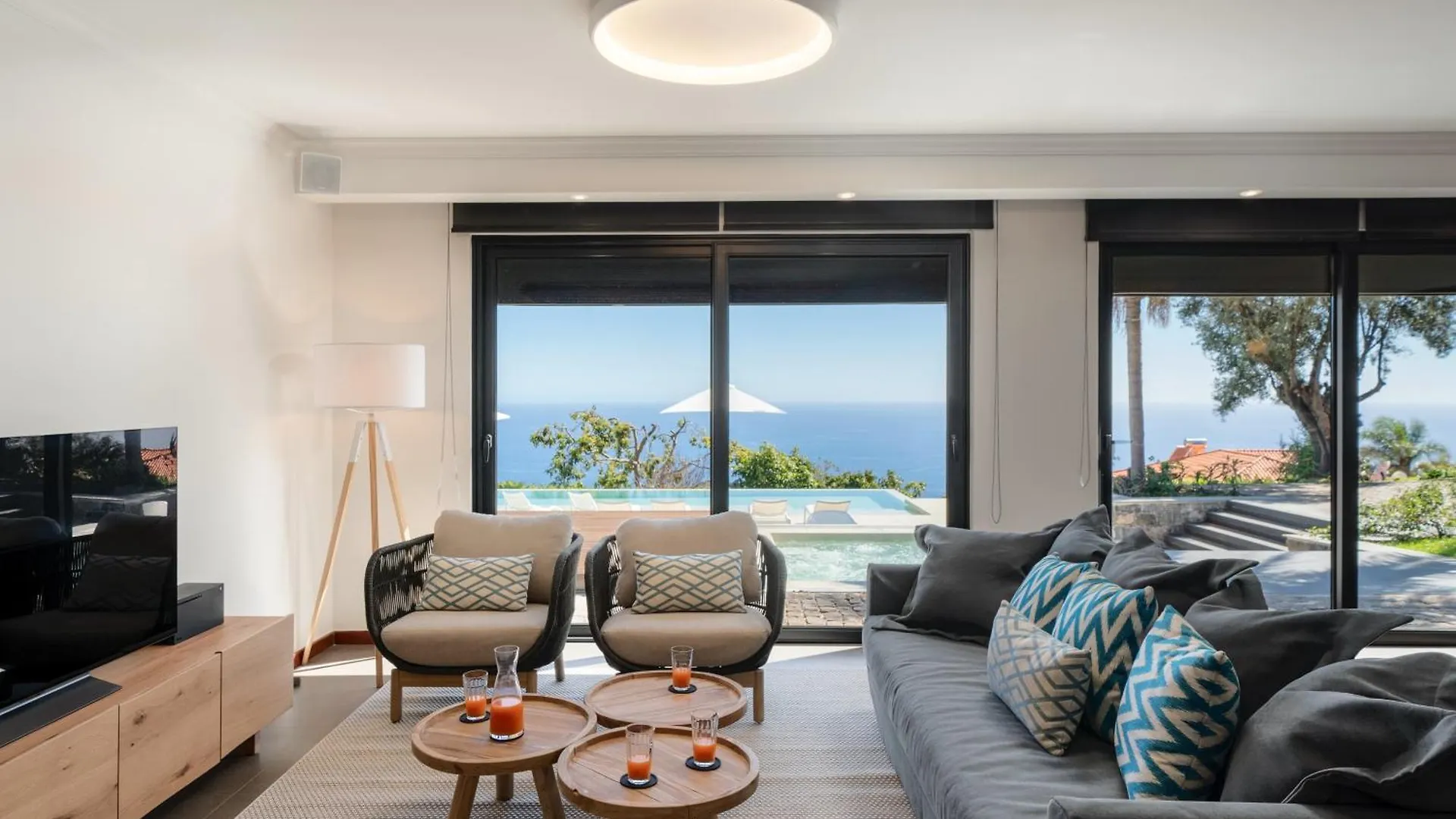 Exceptional Luxury Villa In Madeira Bellissima Estreito Da Calheta 0*,  포르투갈